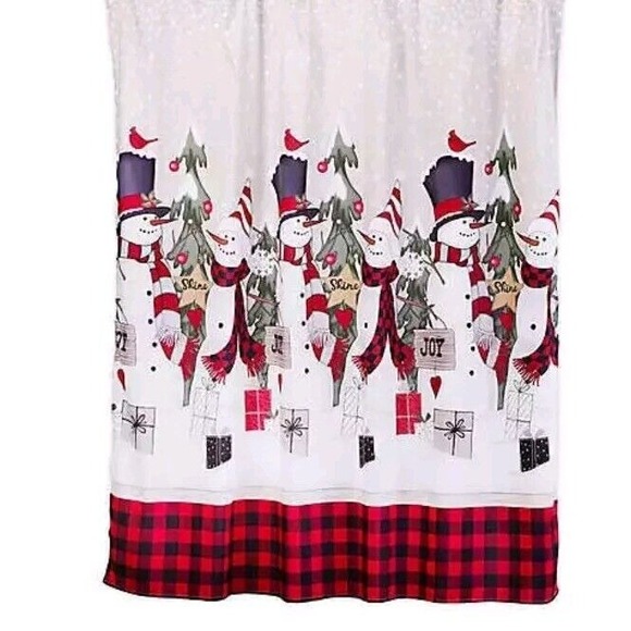 WONDERLAND Other - Winter Wonderland Shower Curtain‎ 70" x 72"